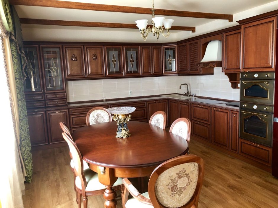 Кухня итальянский орех