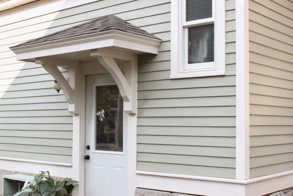 Дверь из сайдинга