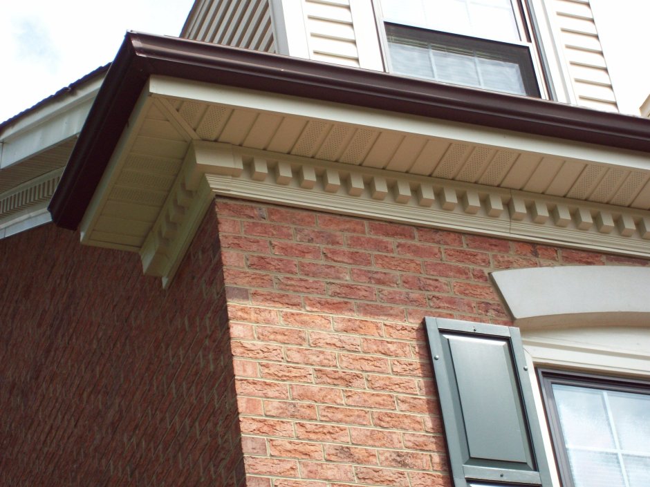 Наличник оконный с козырьком