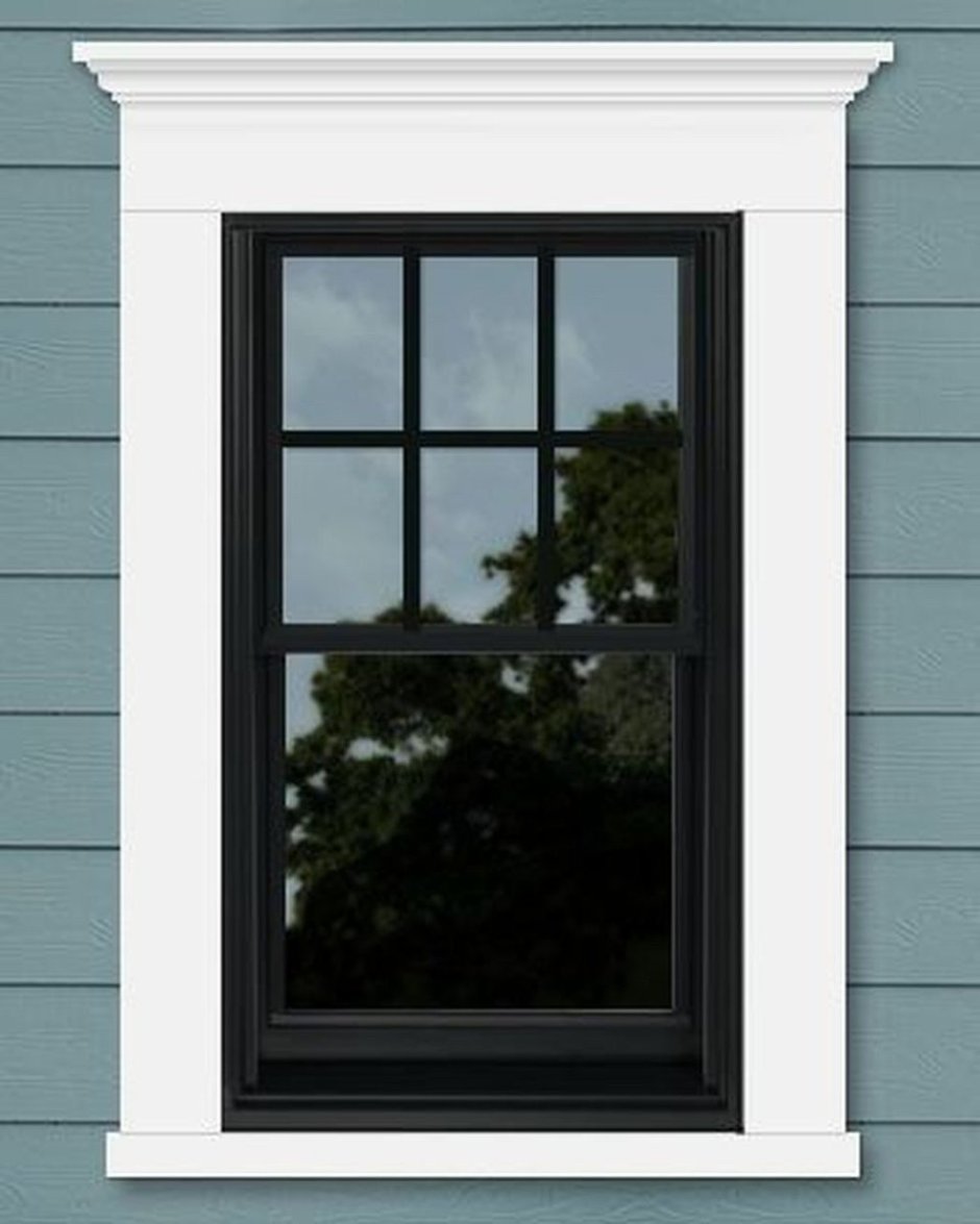 Окно с черной рамой