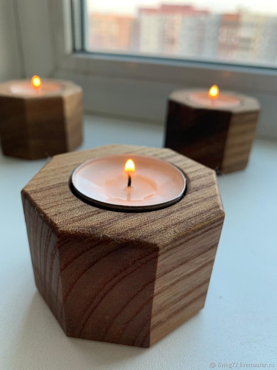 Подсцветочник из дерева