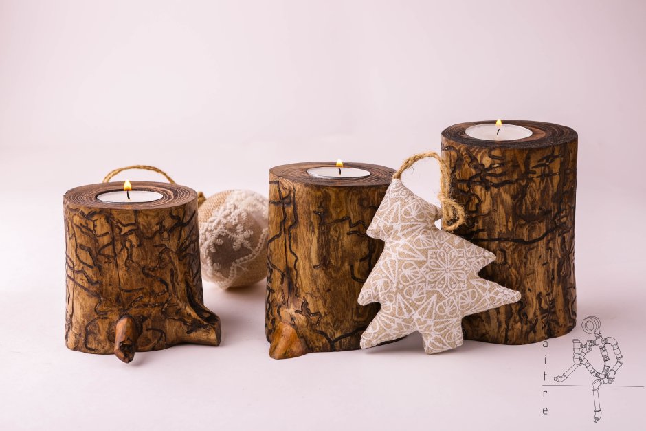 Подсвечник из дерева