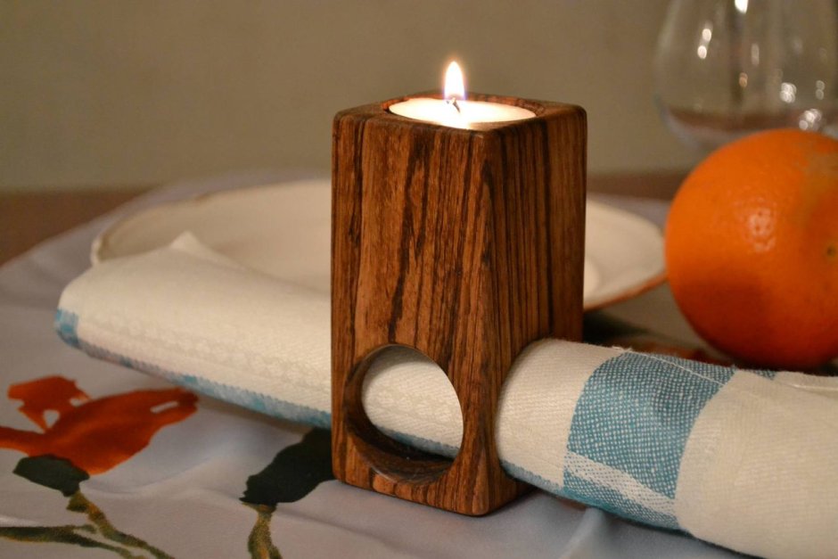 Подставка для свечей из дерева