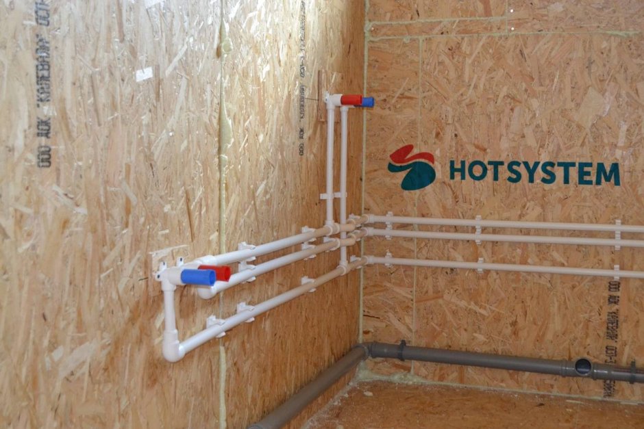 Трубы отопления в СИП доме