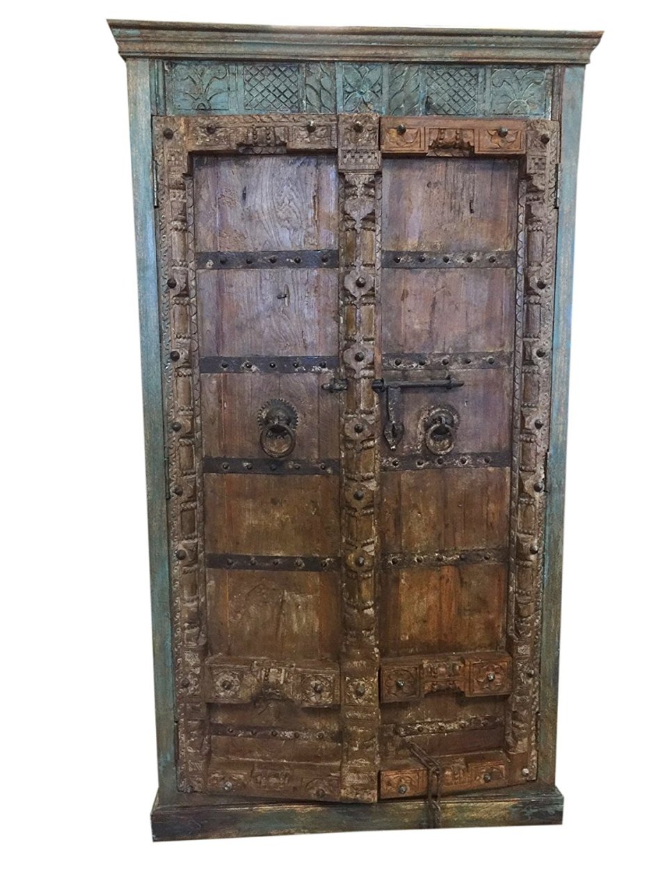 Шкафы старинные