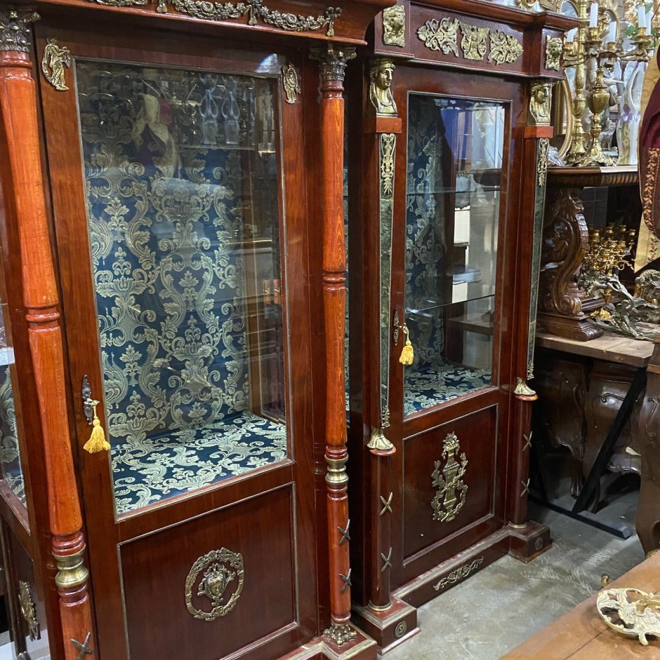 Платяной шкаф красное дерево, 19в