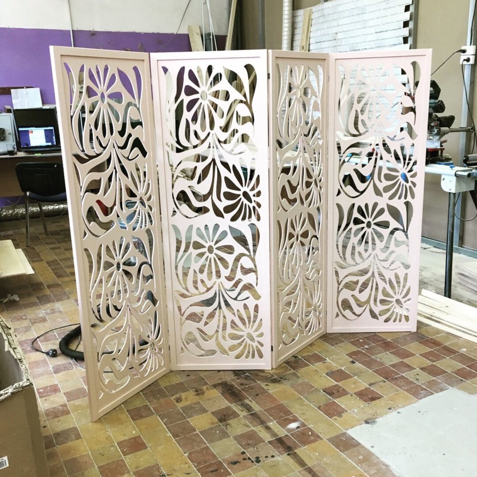 Ширма дерево резная ларедут