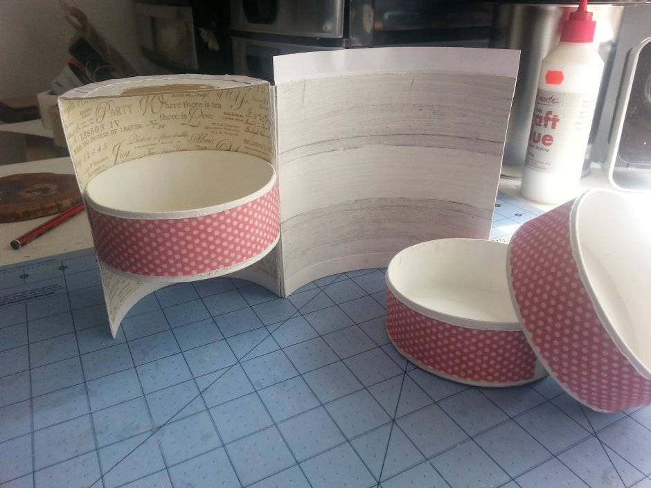 Органайзер из бобин от скотча