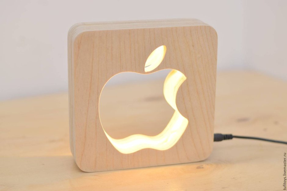 Лампа из фанеры