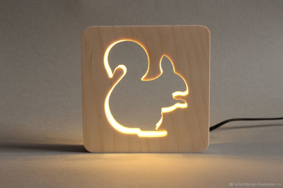 Ночник из дерева со светодиодами