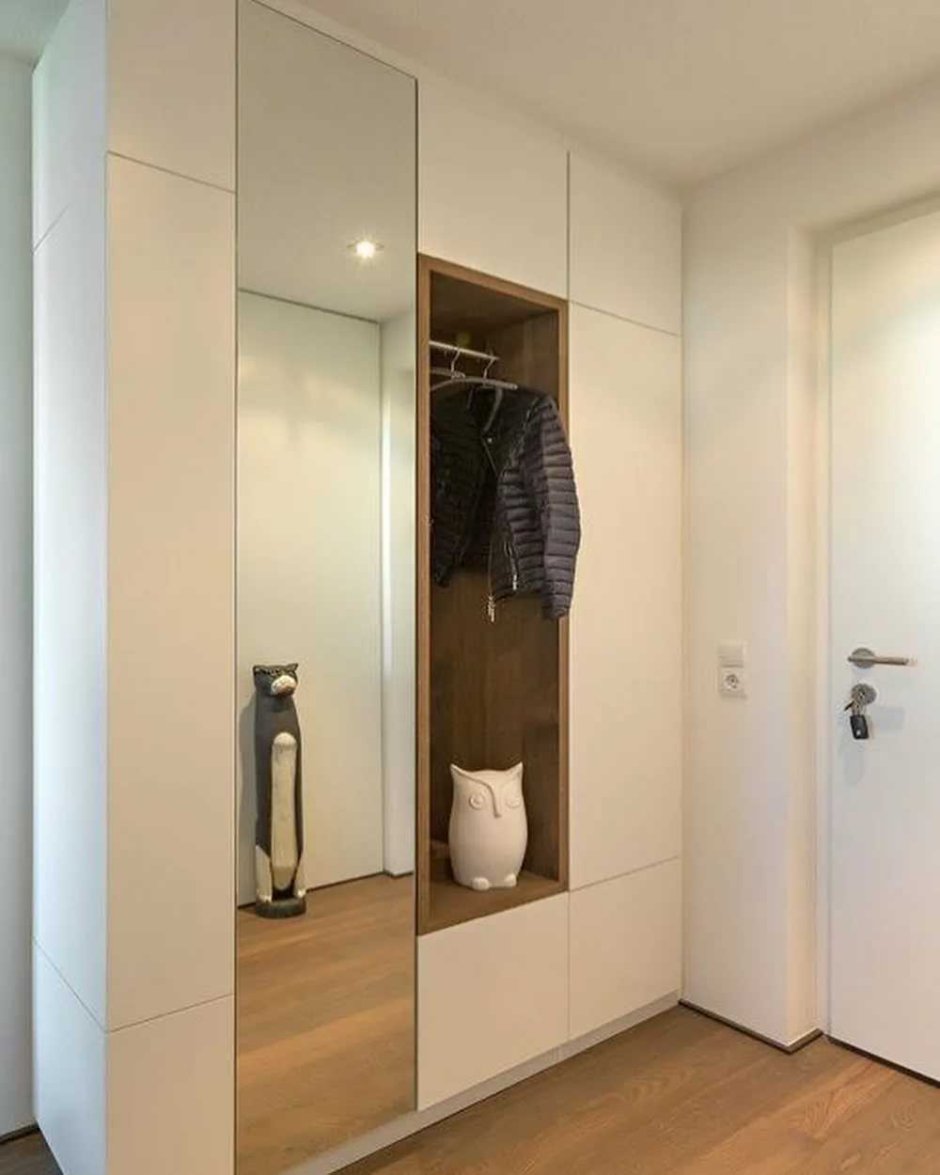 Шкаф в узкий коридор