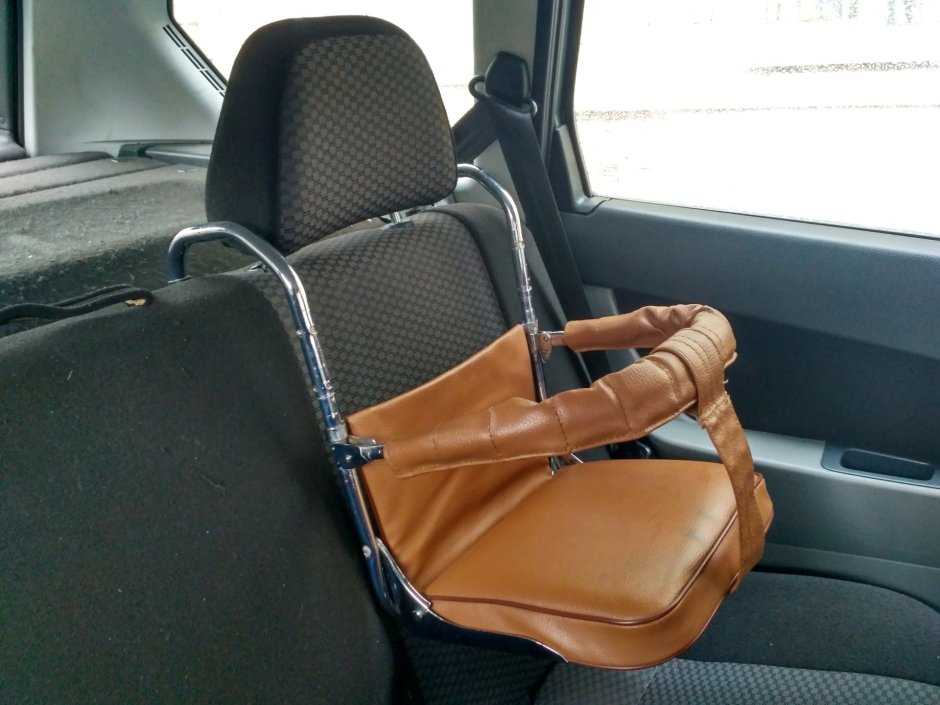 Детское автокресло АЗЛК