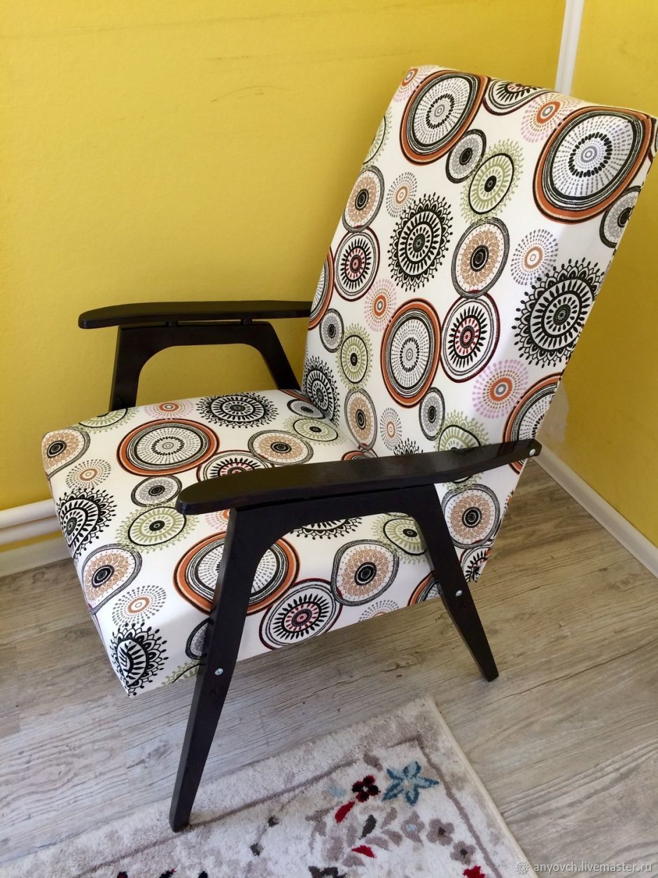 Реставрируем старое кресло