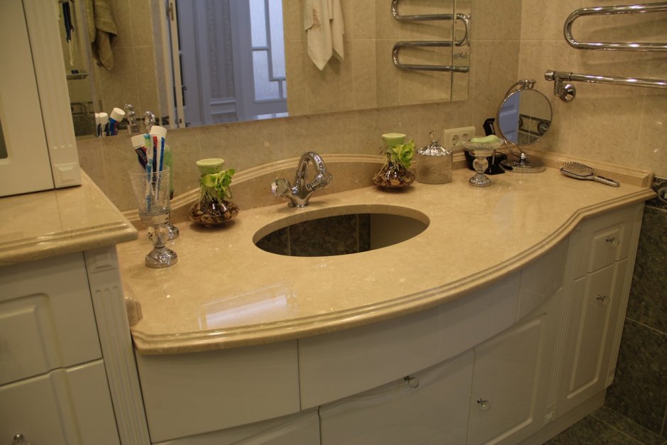 Каменная столешница в ванную