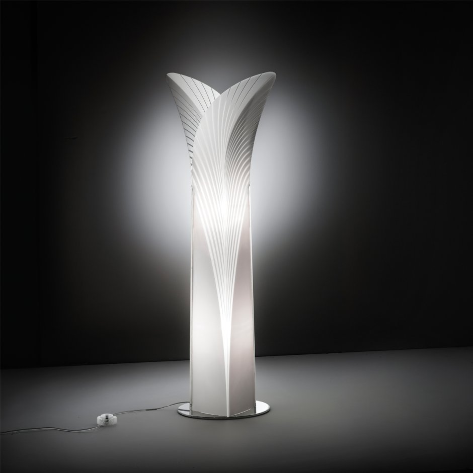 Mito Floor Lamp by Rakumba