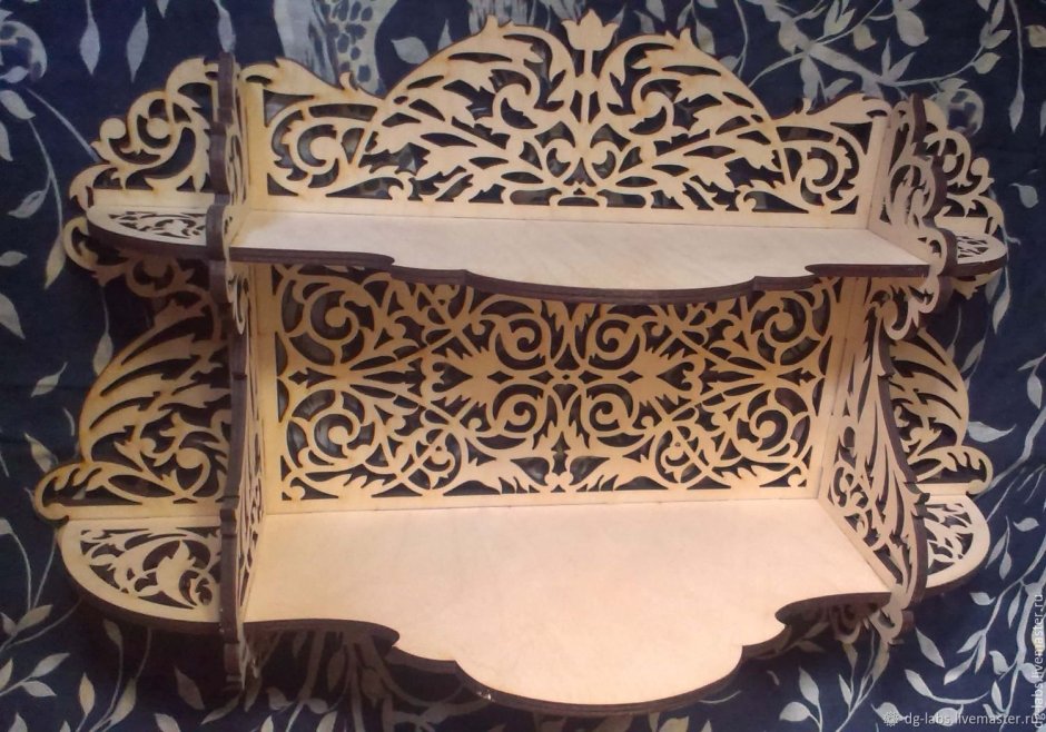 Резные полочки