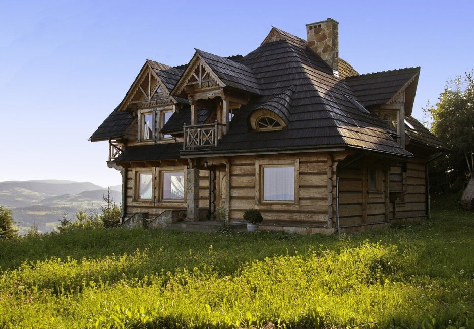 Старый деревянный дом