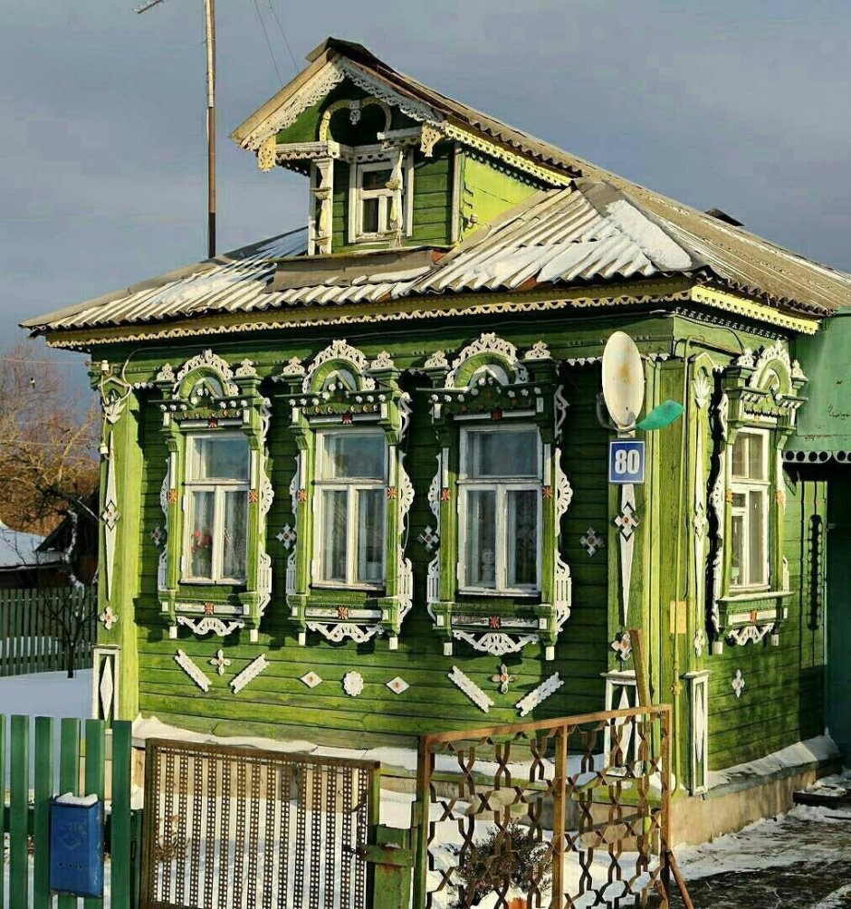 Старый деревянный дом