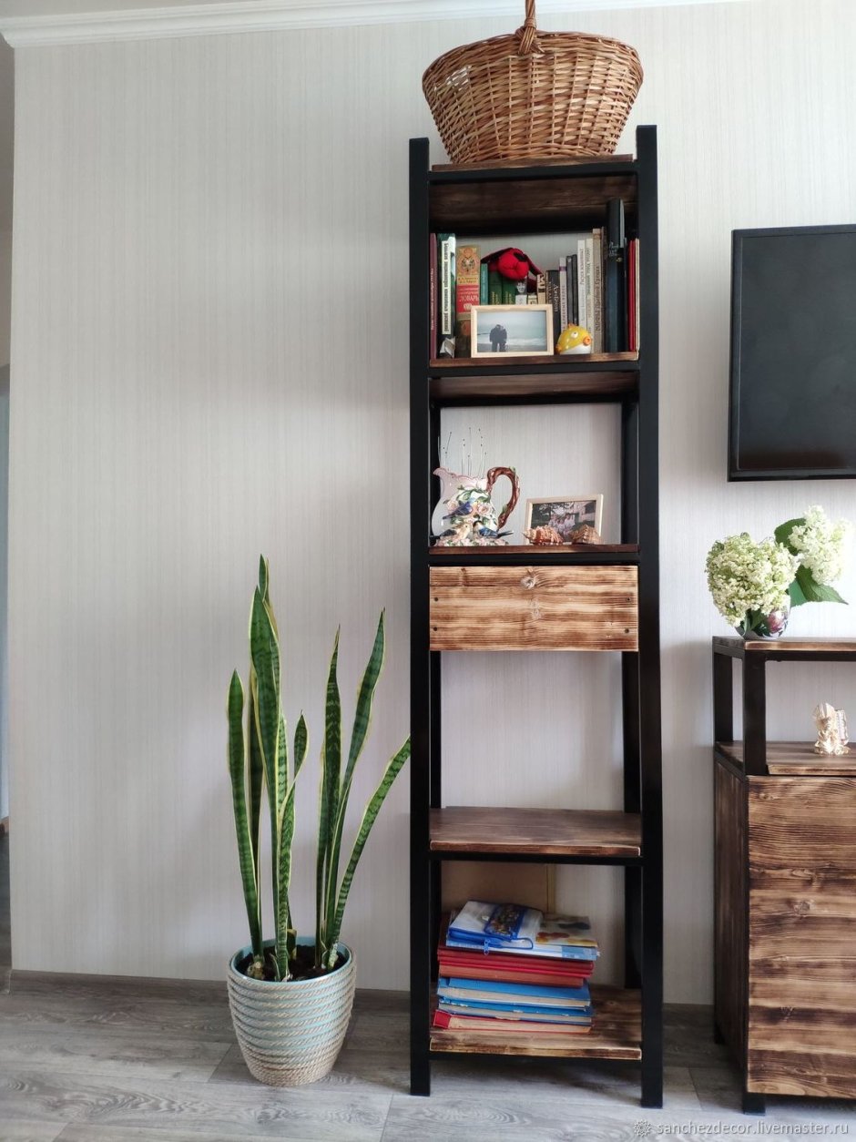 Стеклянные стеллажи для цветов