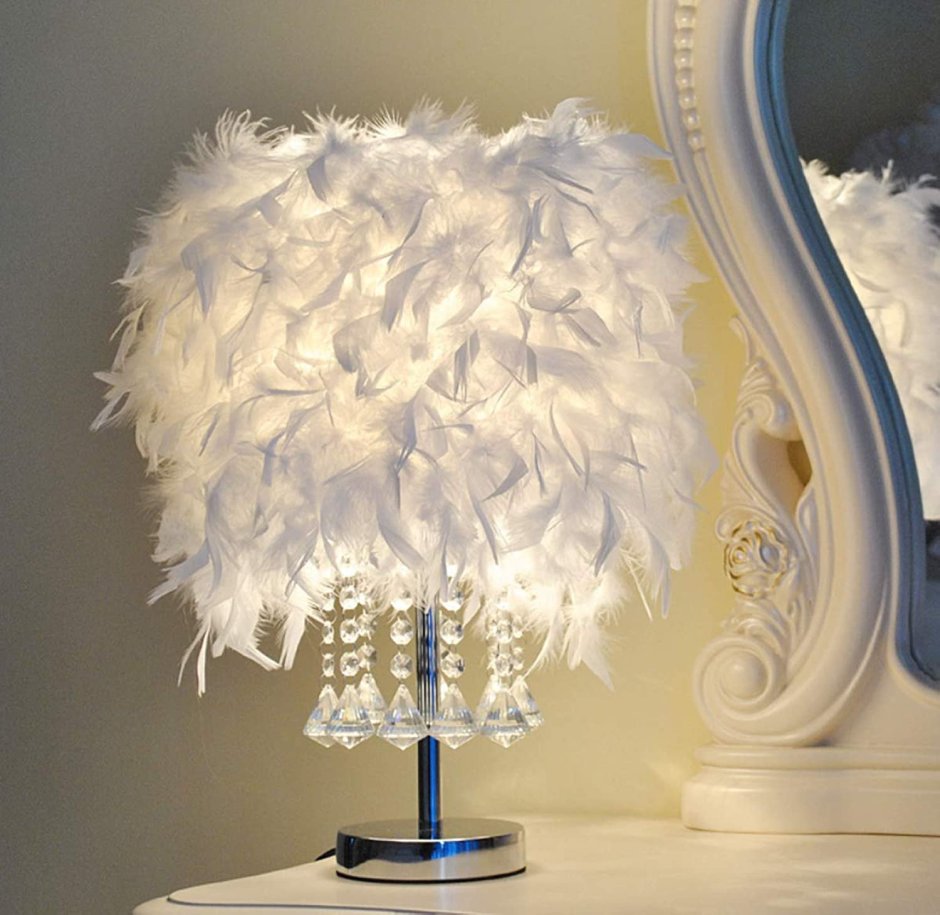 Лампа с перьями