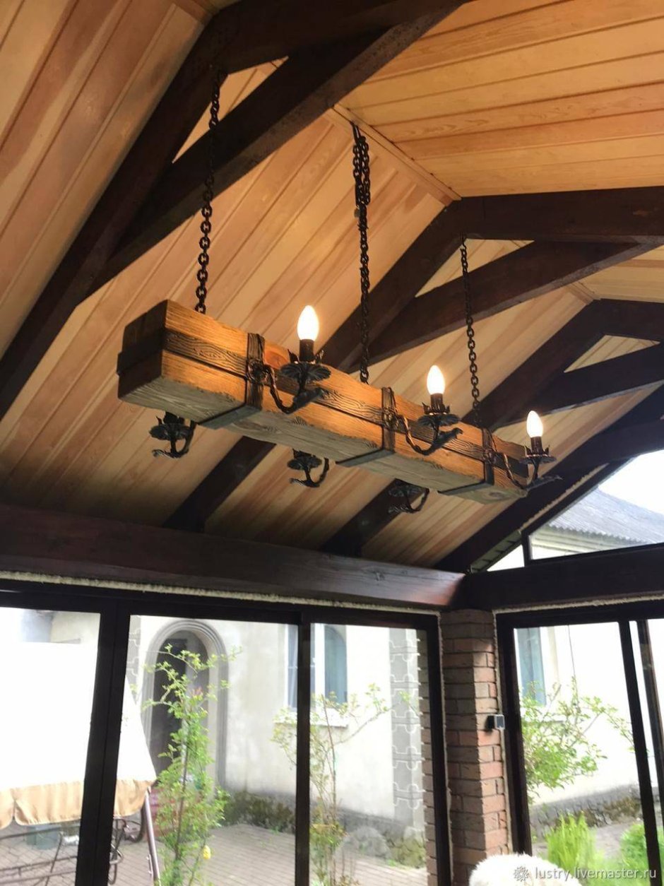 Деревянные люстры под старину
