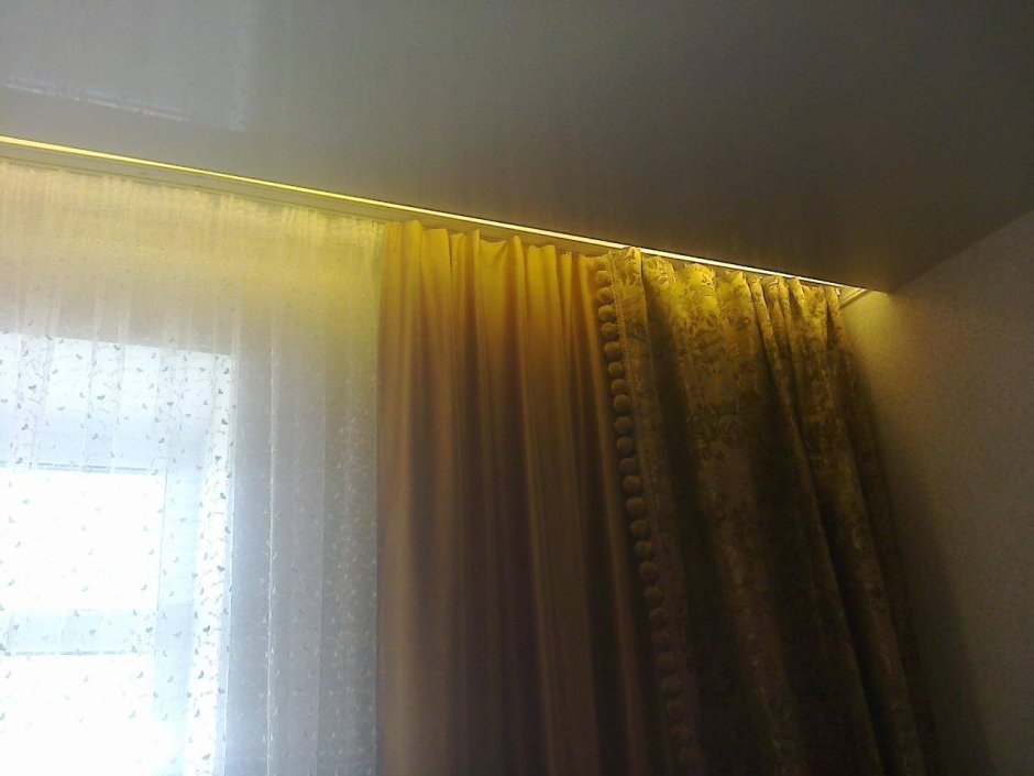 Подсветка штор натяжной потолок