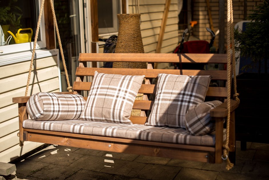 Диванчик из поддонов