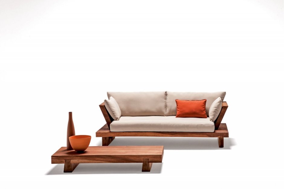 Диван из поддонов