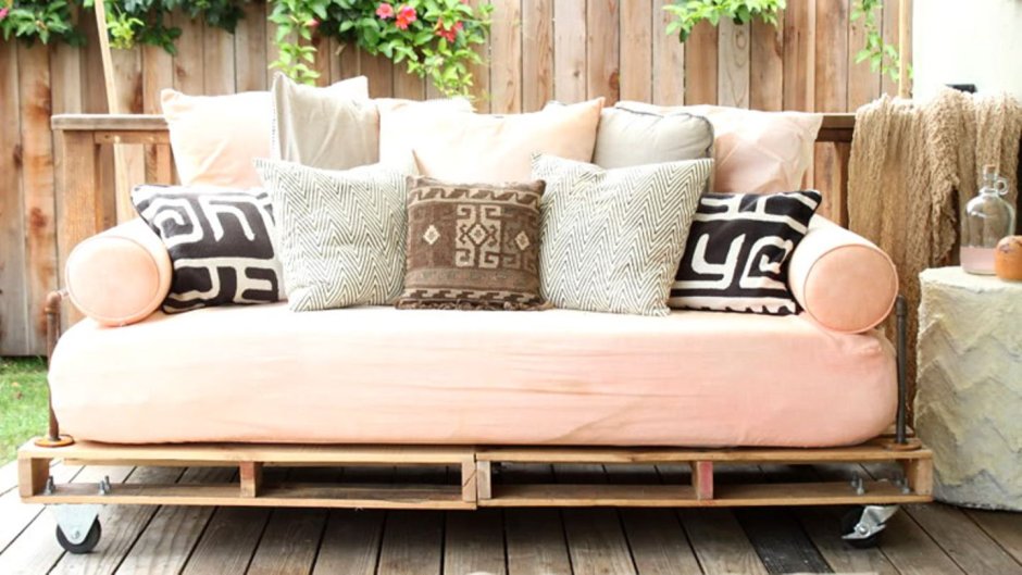 Minotti Alison Iroko