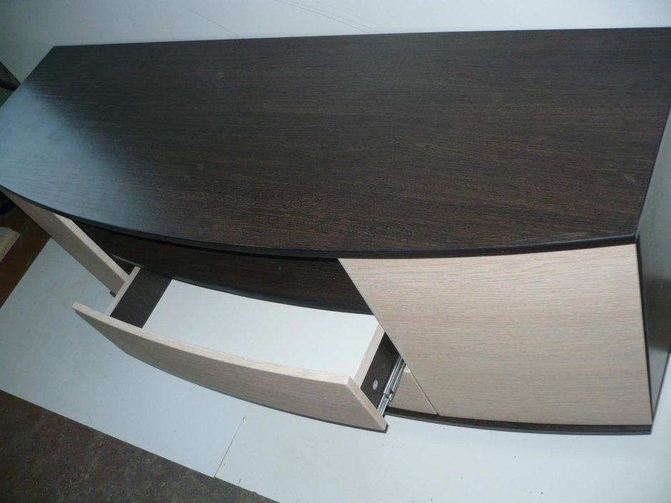 Тумба под ТВ радиусная