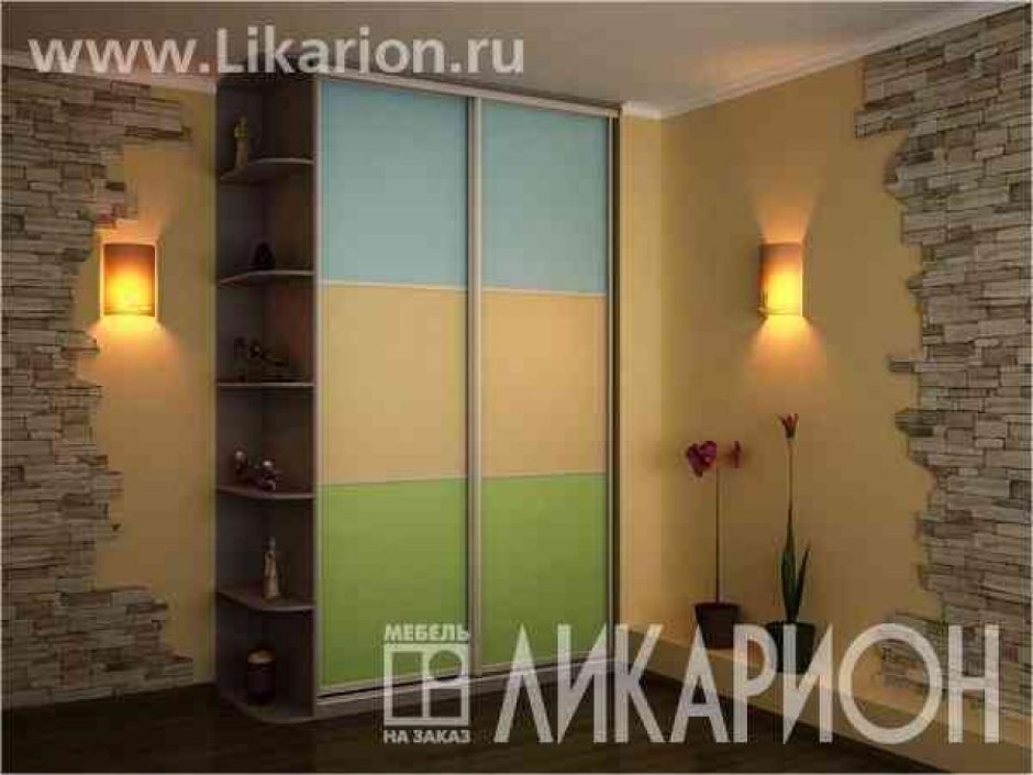 Шкаф-купе сбоку с батареей