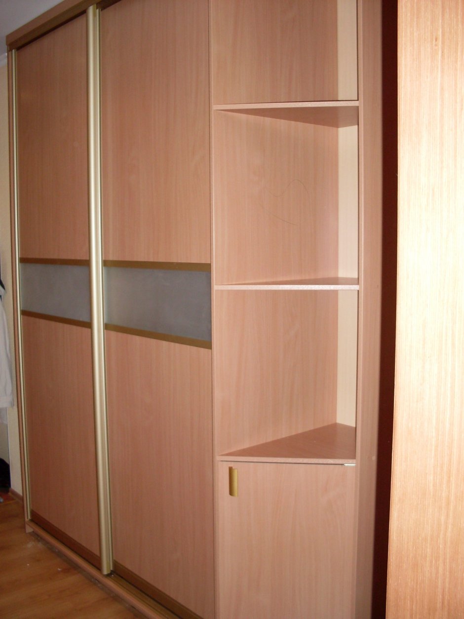 Шкаф купе со скосом