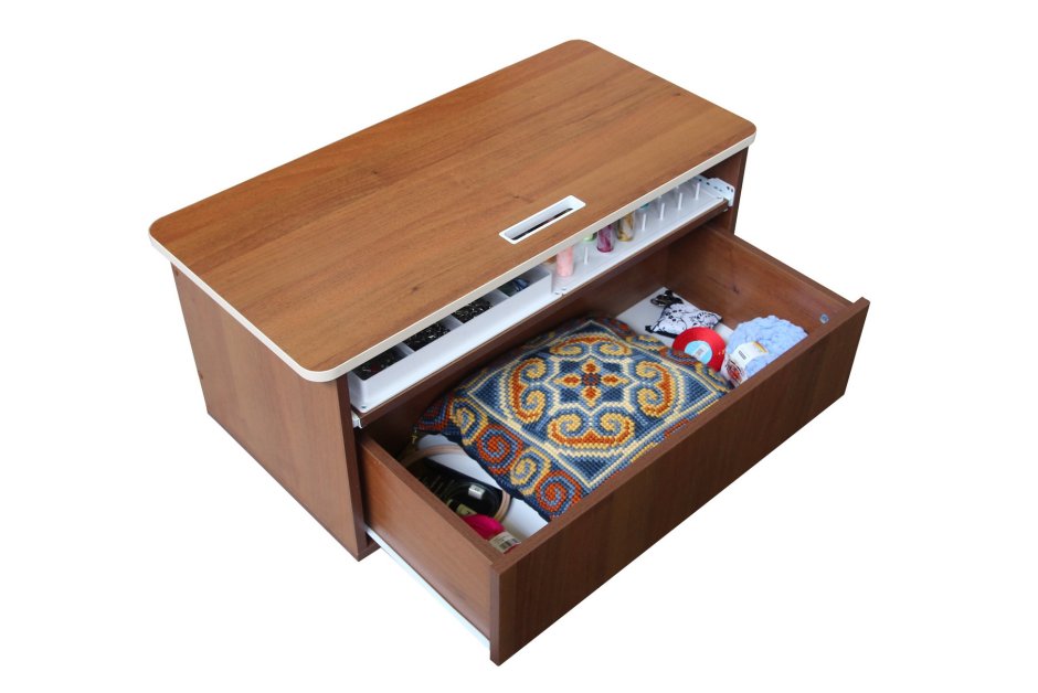 Швейный стол