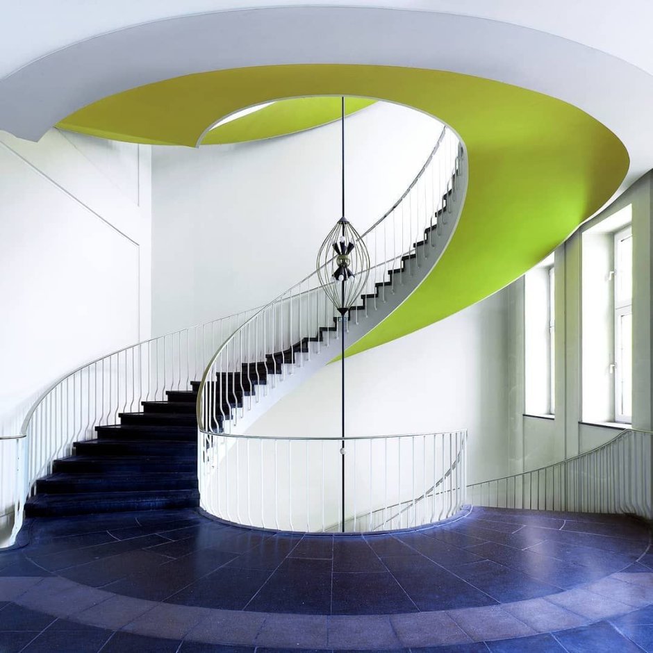 Лента Мёбиуса в архитектуре