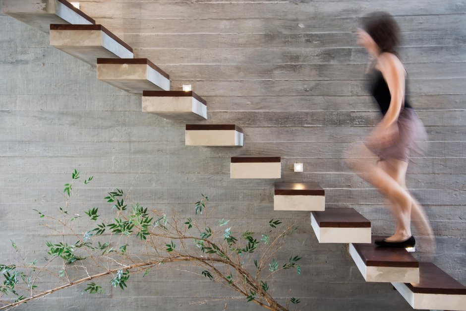 Лестница в проем 2х2м