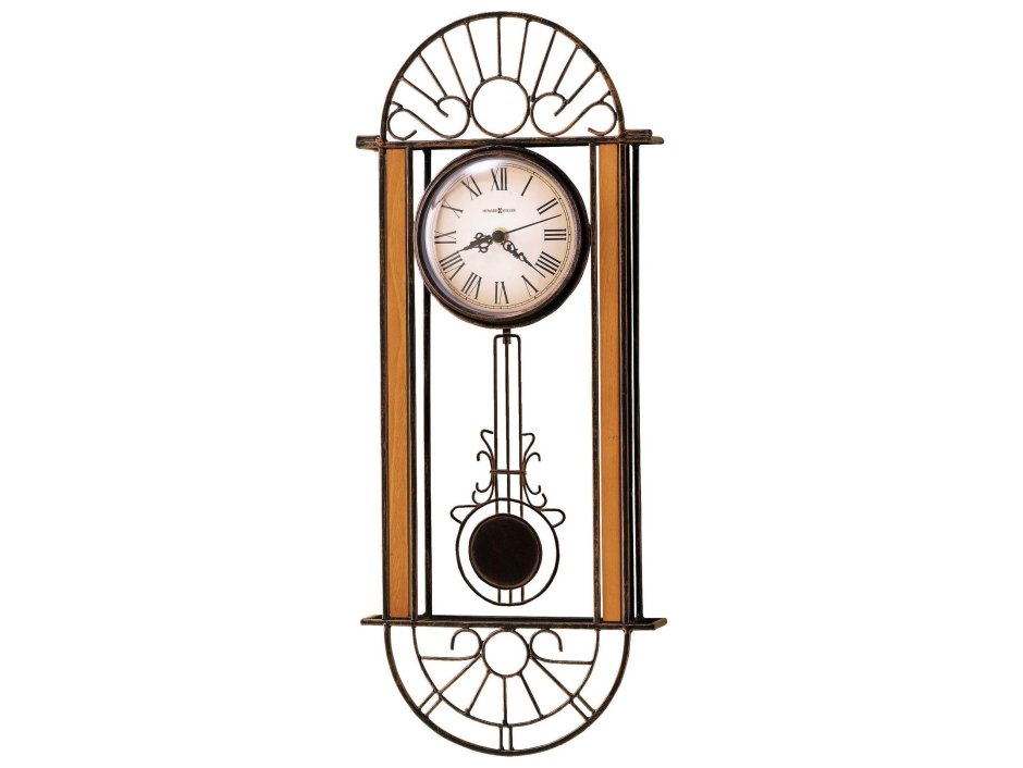 Старинные часы с маятником