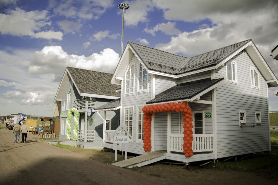 Выставка домов мега Дыбенко