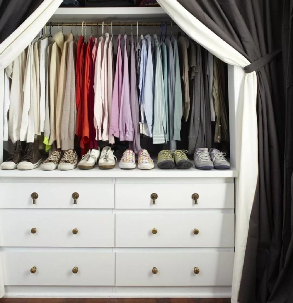 Гардеробная со шторами