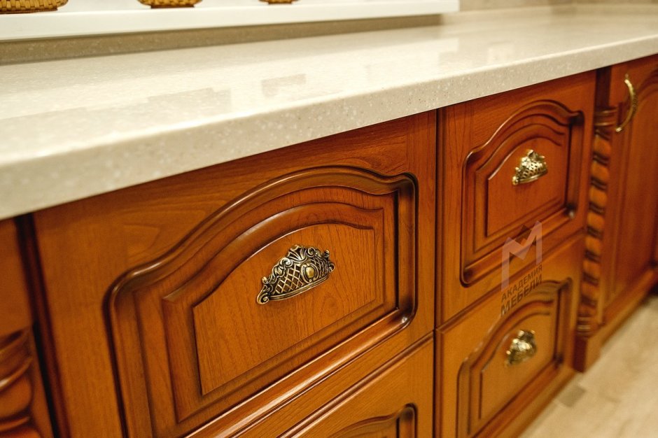 Карниз для кухонного гарнитура