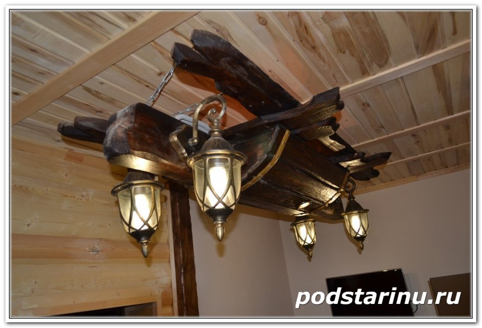 Деревянная люстра