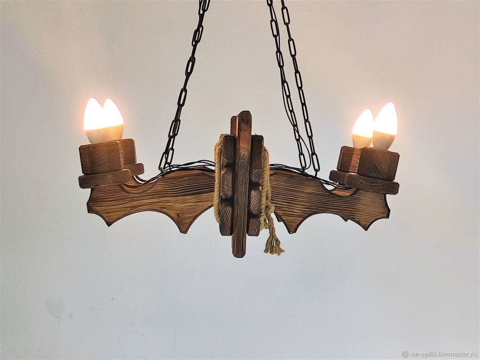 Люстра под деревянный потолок