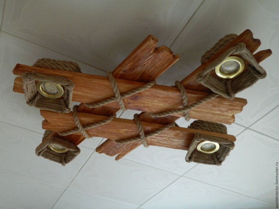 Деревянная люстра