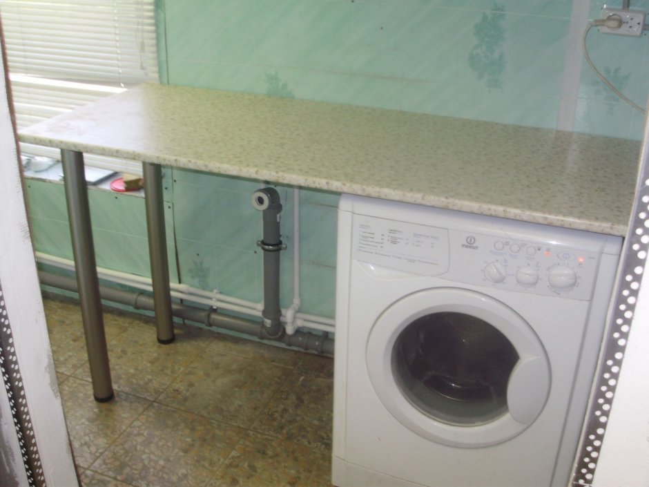 Кухонный стол под стиральную машину