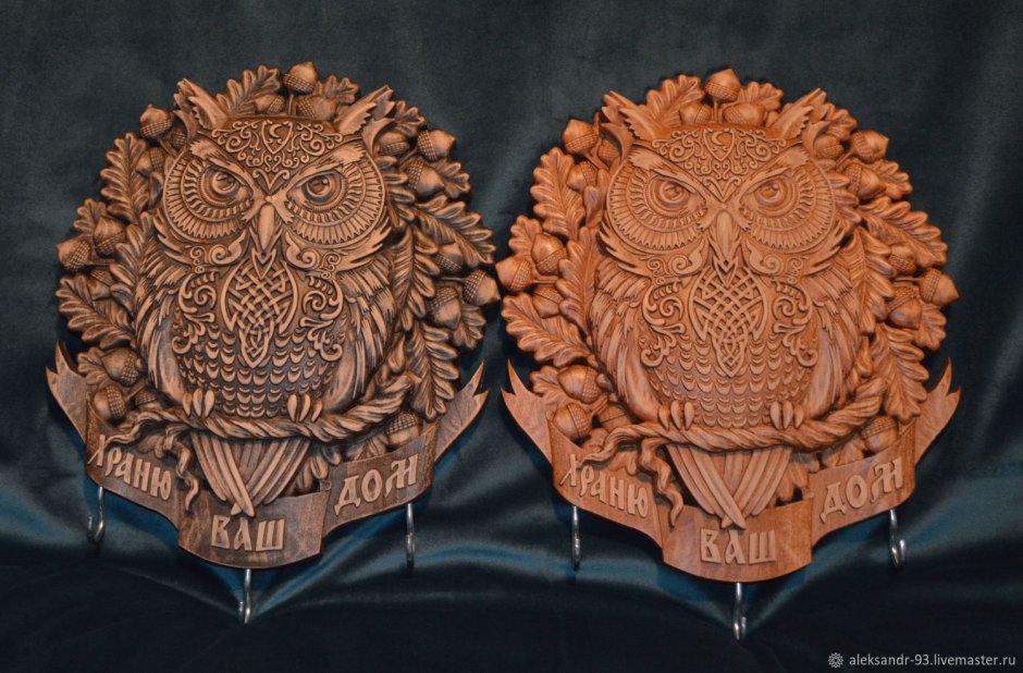 Ключница резная деревянный дом резной крд013