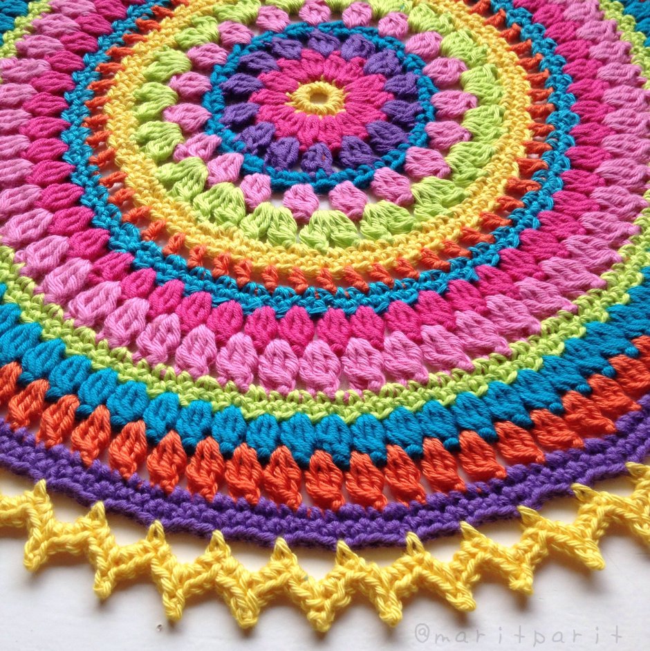 Круглый коврик крючком