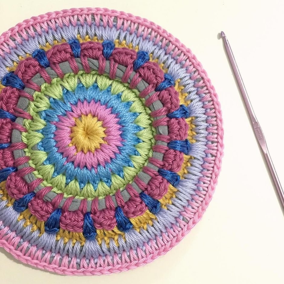 Сидушка на стул Мандала крючком мастер класс