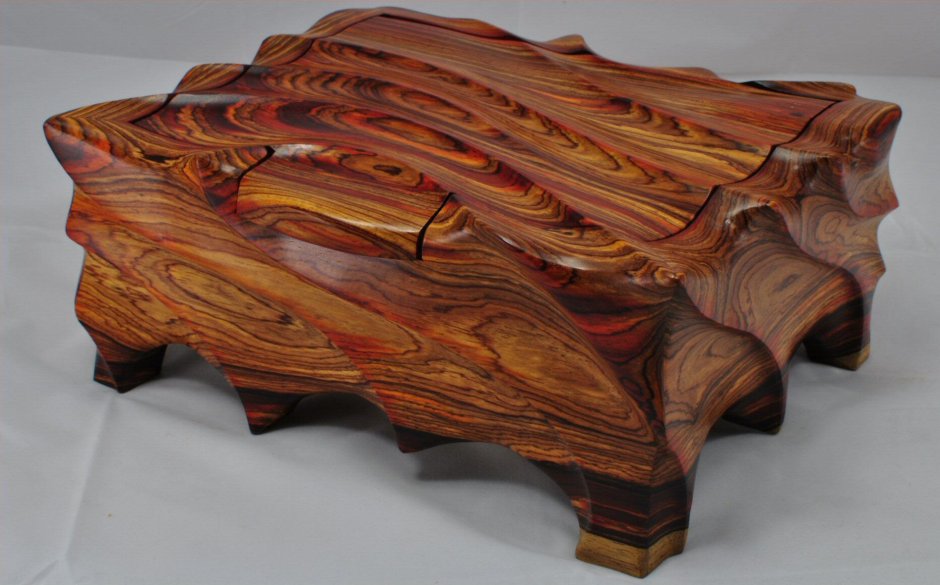 Стол из Кокоболо