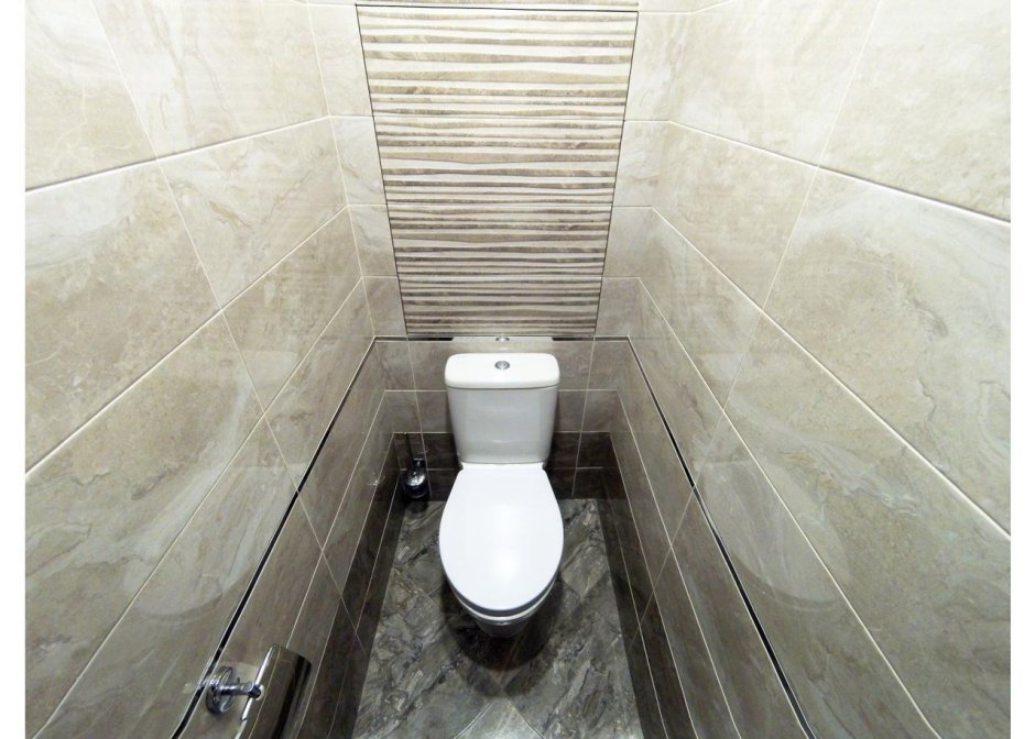 Матовая плитка в туалете