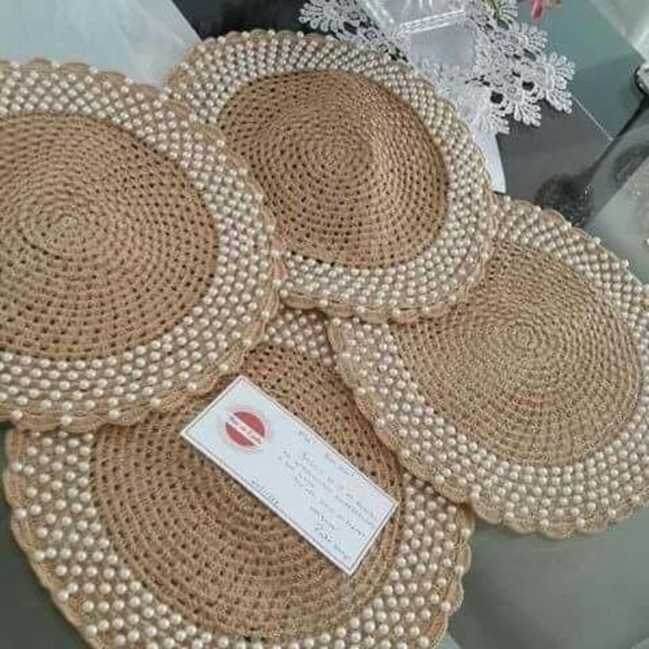 Подставка под горячее плетеная