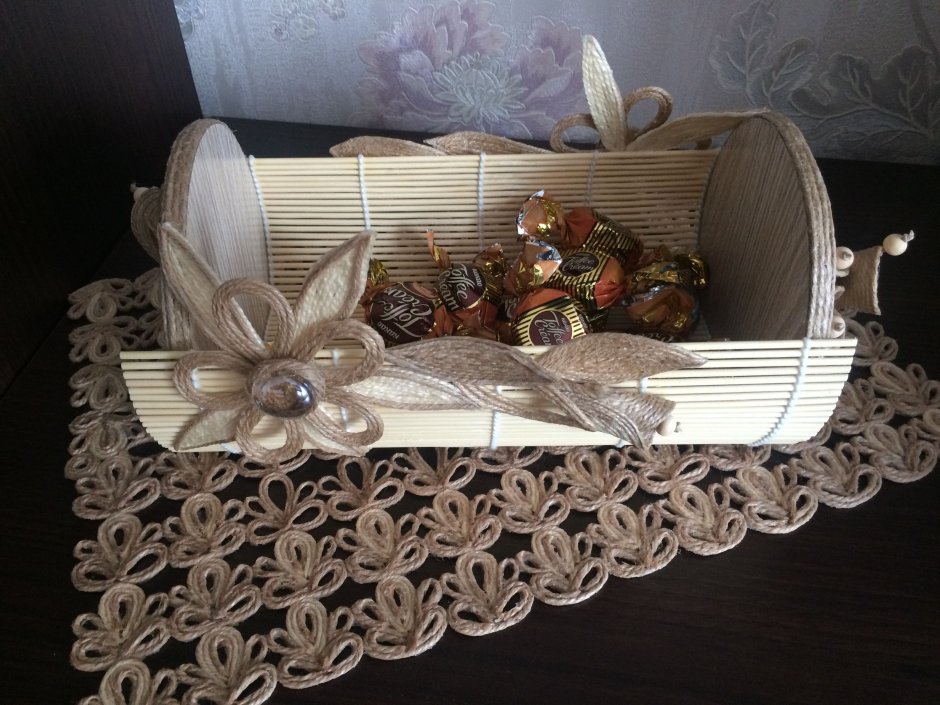 Подставка под горячее из джута крючком